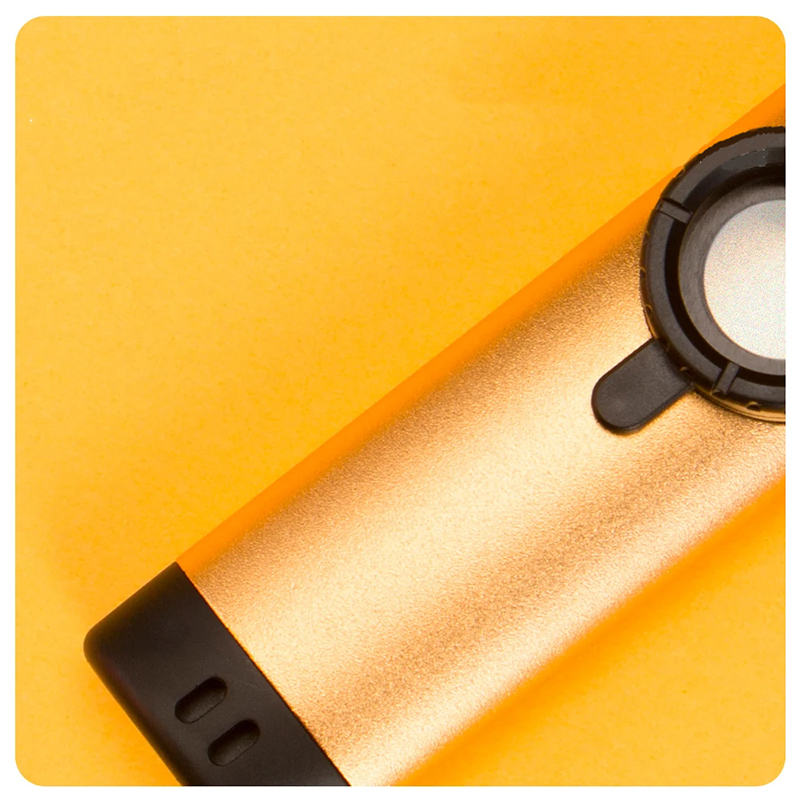 Details of the right metal Kazoo available in 5 colors
