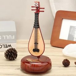 Miniature mandolin as a rotating music box