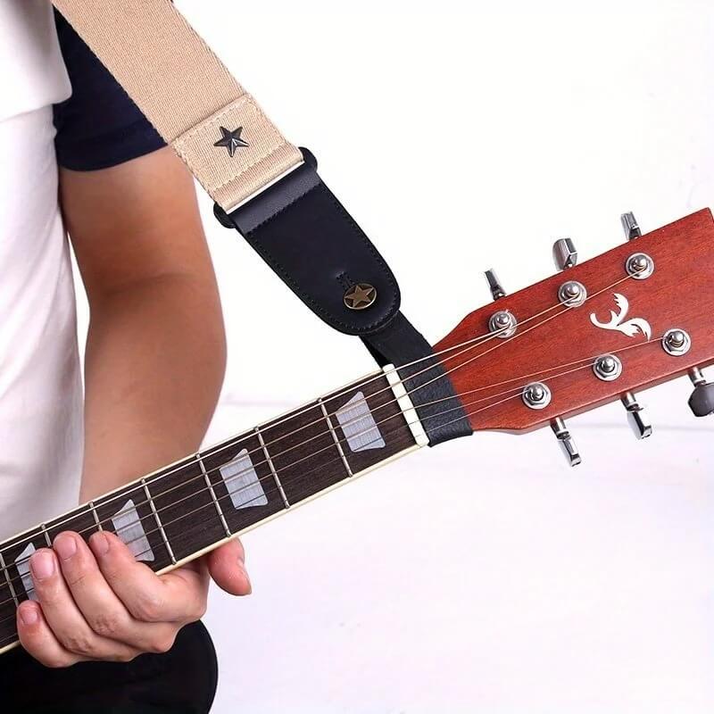 View of the use of the Guitar Strap Support - Genuine leather model with star pattern