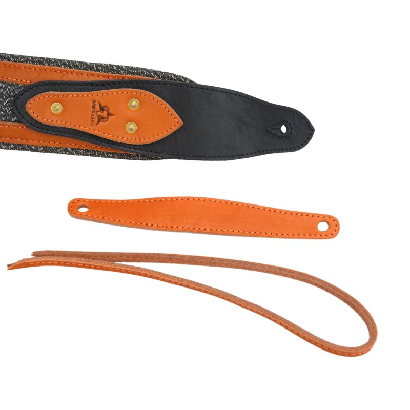 Hooks of the Deluxe Leather Padded Bass Guitar Strap