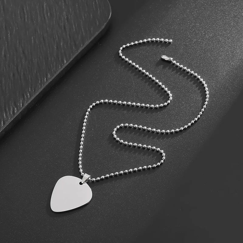 General view of the Simple Spiked Collar in Stainless Steel - Minimalist Collection