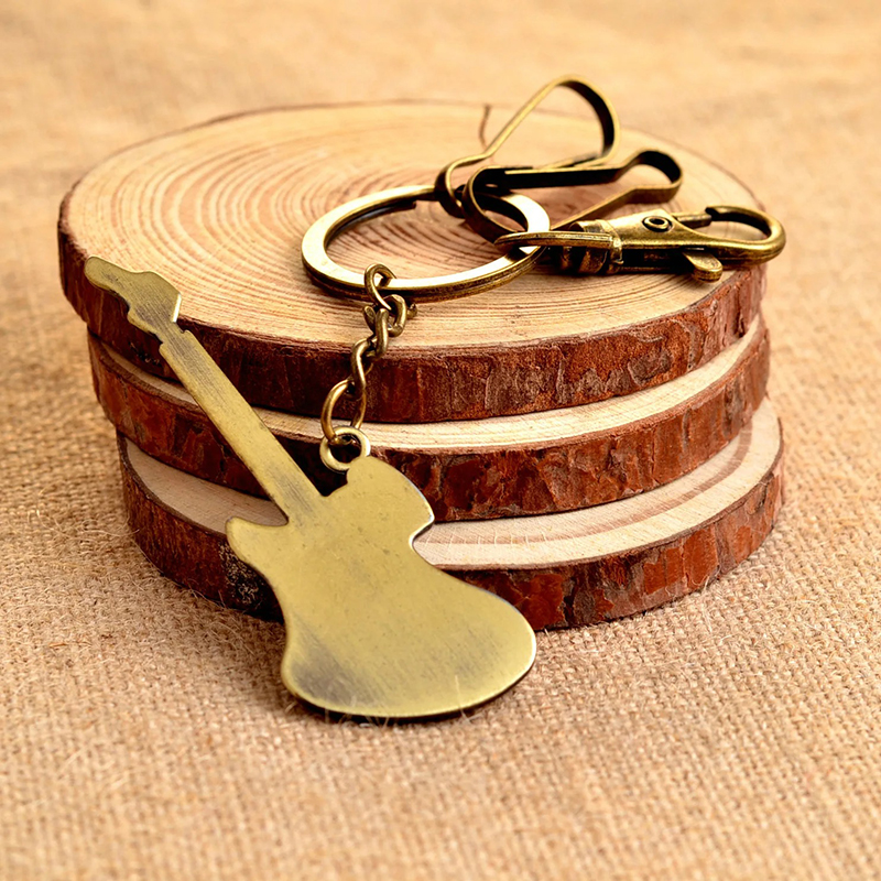 Rear view of the retro electric guitar keychain