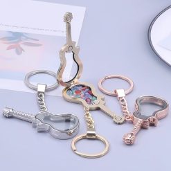 Beautiful customizable electric guitar keychain made of glass in 3 colors