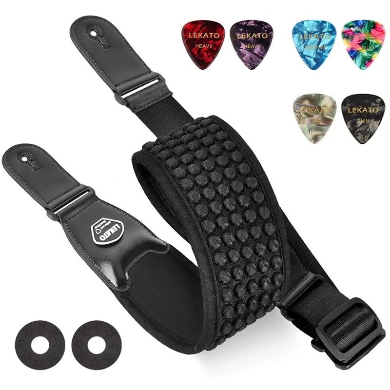 Ergonomic bass strap with black 3D padding