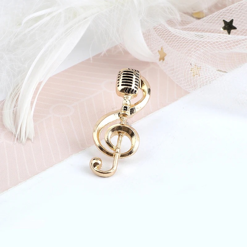 Enamel Pins Micro Musical Note in gold color