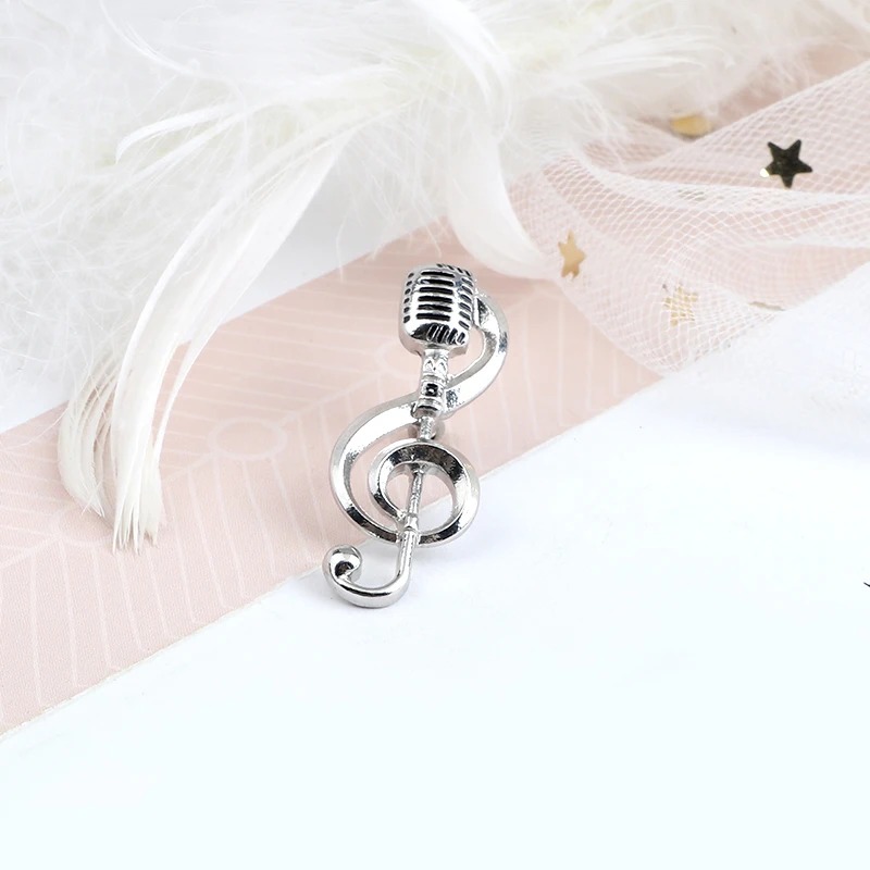 Enamel Pins Micro Musical Note in silver color