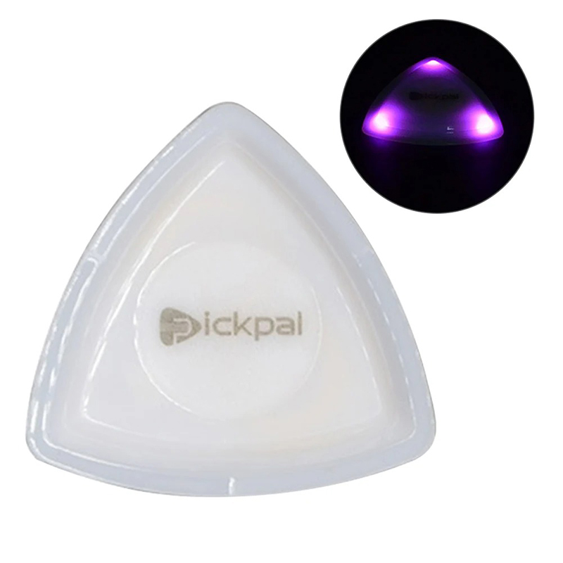 Details of guitar picks with high sensitivity LED light
