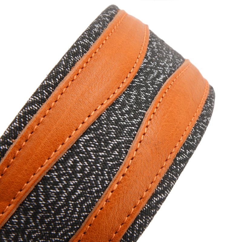 Padding of the Deluxe Bass Guitar Strap in Genuine Padded Leather