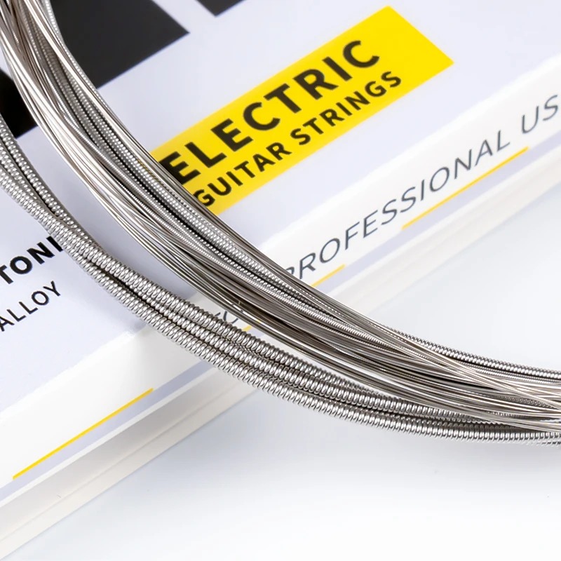 Avant strings for electric guitar with low tension for beginners