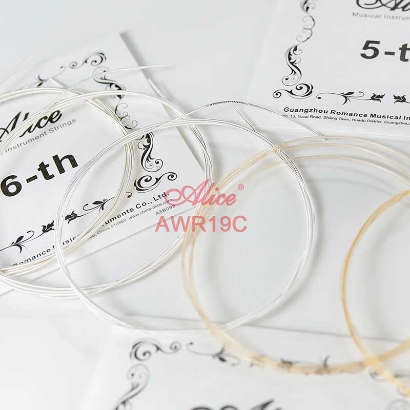 Classic Guitar Strings, Concert Strings with Carbon Trebles in Gold Color - Explosive yet Not Lacking in Finesse