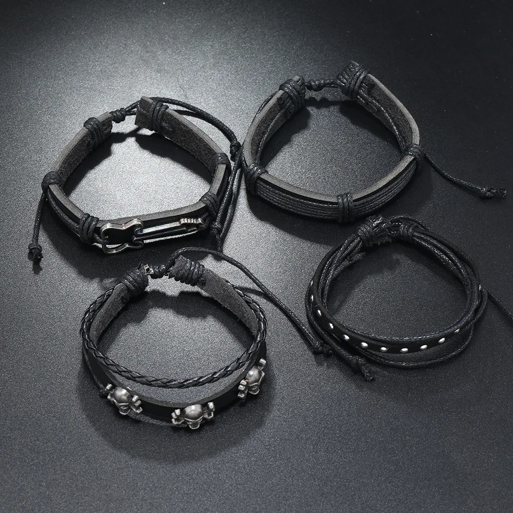 Details of the Metallic Skull Rock Guitar Bracelet
