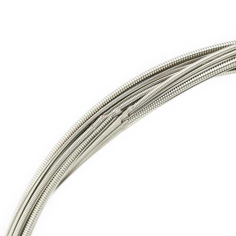 General view of Electric Guitar Strings - Clear-Transparent Sound, Comfortable Feel, Ends of Ball Marked Especially for Easier Stringing