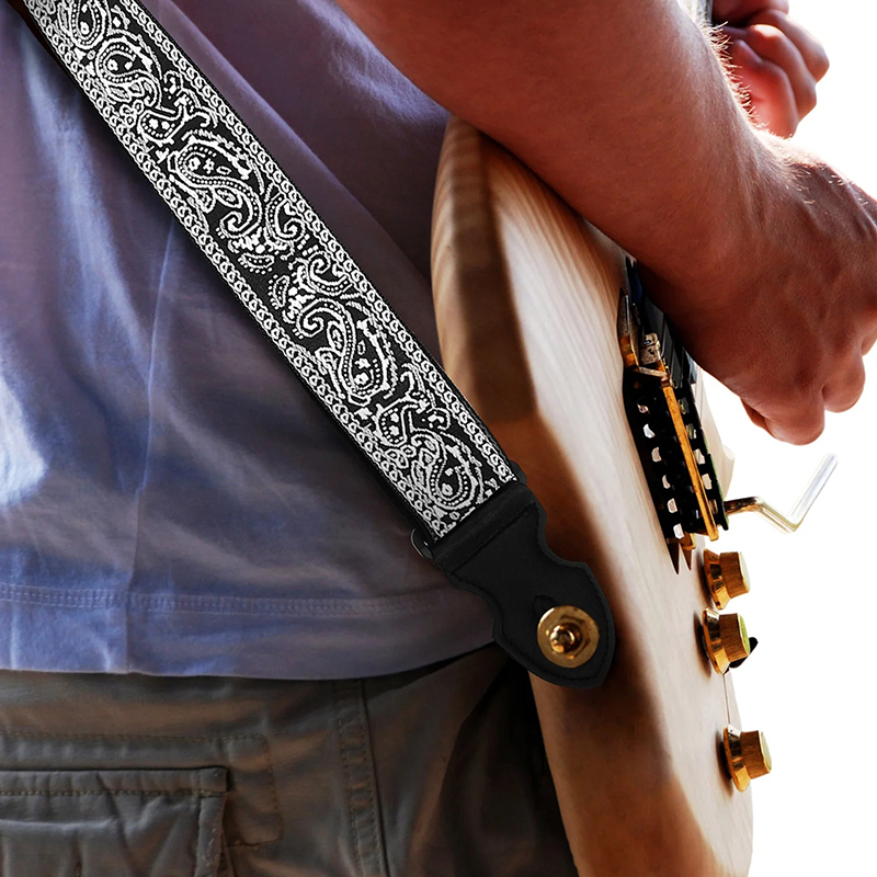 Rear view of the Rock 'Elegance Paisley Black guitar strap
