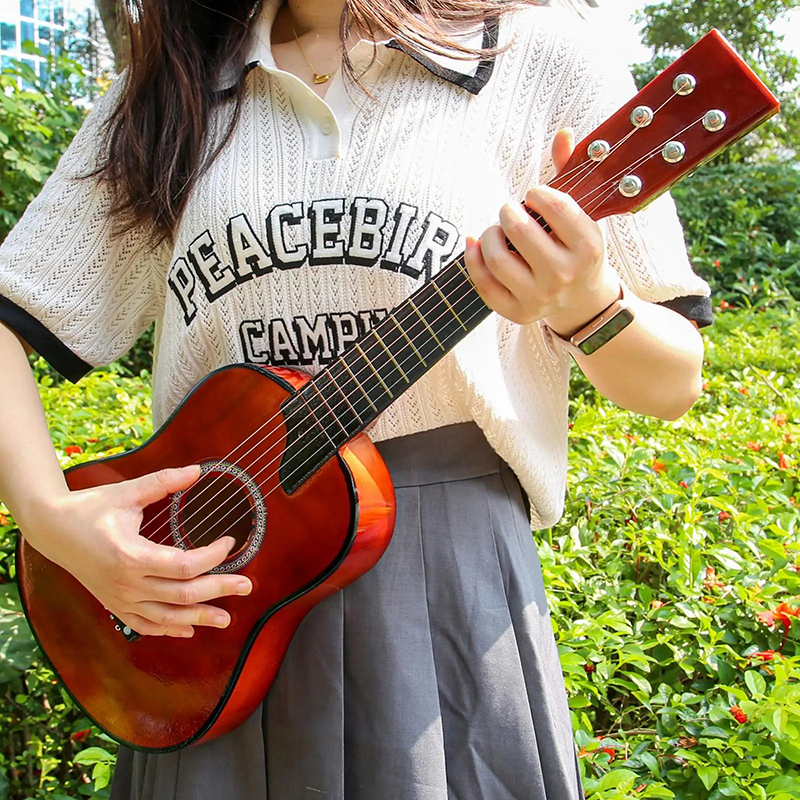 Overview of the 63 cm children's guitar - Deep brown color