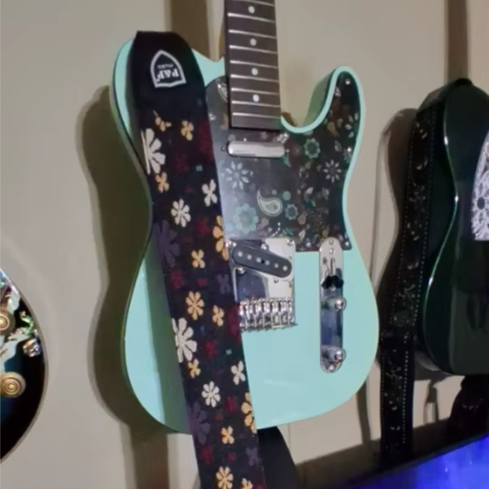 Details of the Classic Guitar Strap in Leather and Embroidered Cotton with Bohemian Flower Motif