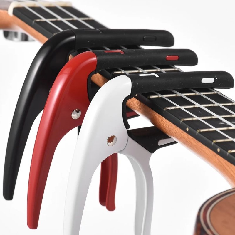 Beautiful Universal Capo Made of Light Alloy and Constant Pressure - Available in 3 Colors