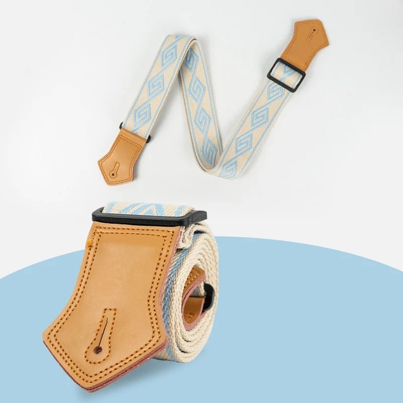 Details of the Vintage Labyrinth Sky Blue Guitar Strap