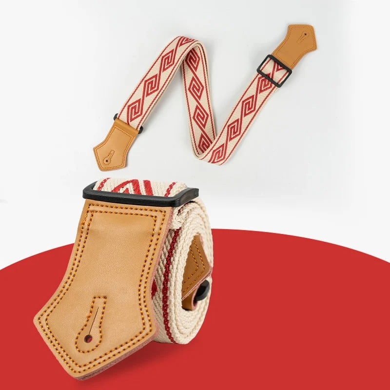 Details of the Vintage Red Labyrinth Guitar Strap