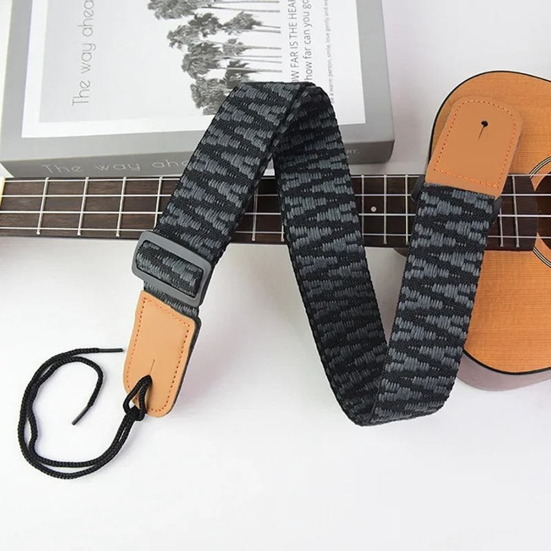 Graphic Ukulele Strap in Black and Gray