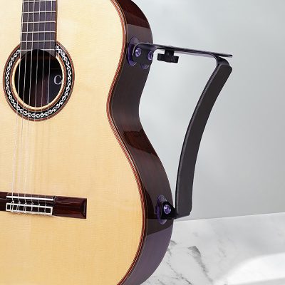 Details of the Ergonomic Support for Guitar The Contour