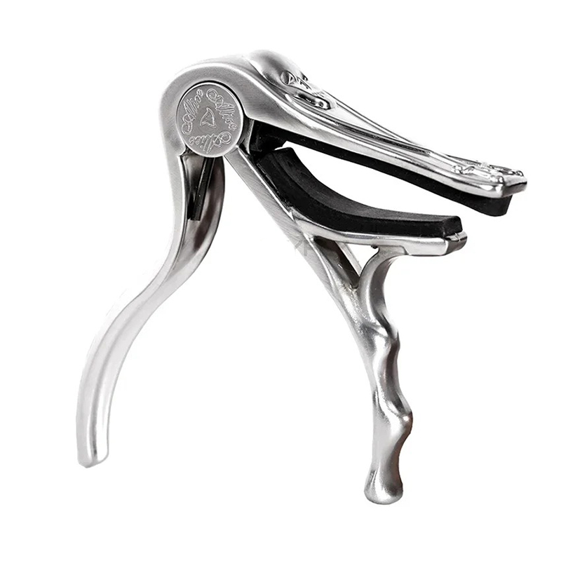Capodastre Guitare Tête de Mort Pirates - Design Métallique Vintage Couleur Argent