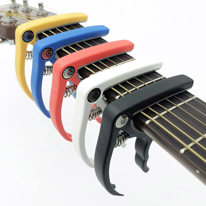 Capodastre pour guitare en plastique