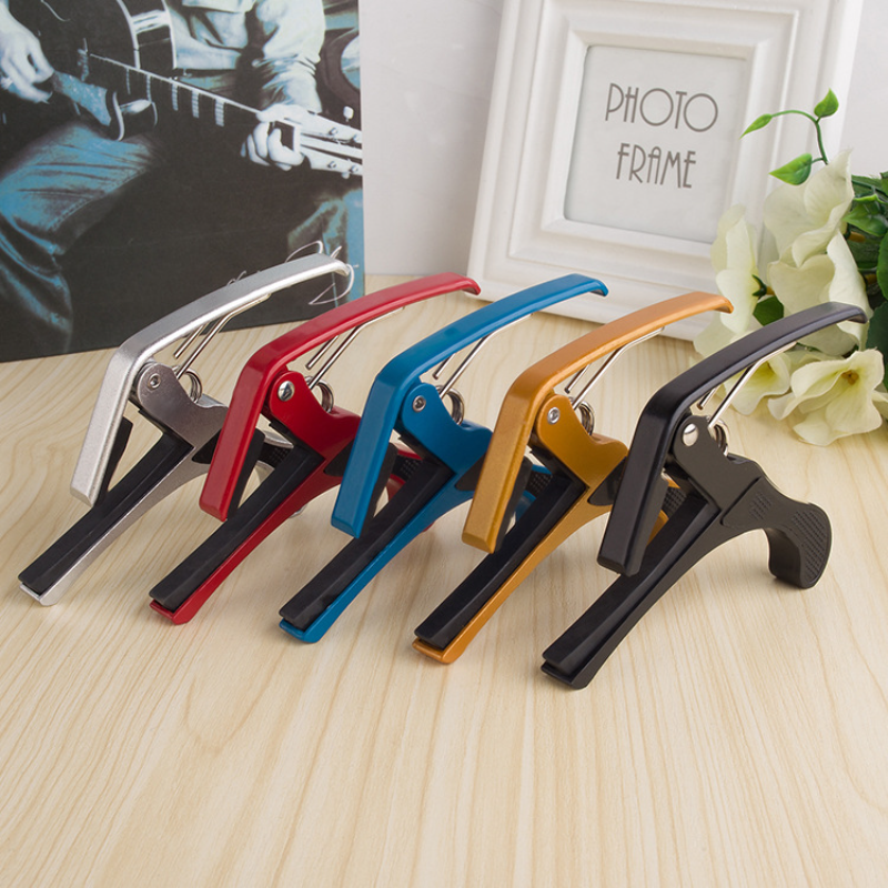 Capodastre pour guitare universel - 5 couleurs au choix
