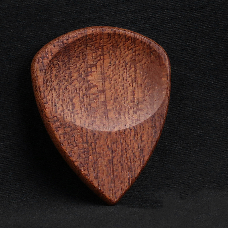 Médiators en bois pour ukulélé ou basse - modèle 6
